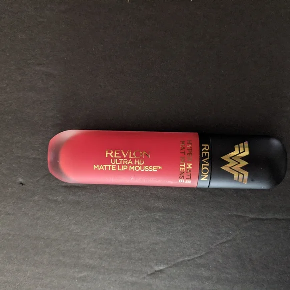 Revlon Wonder Woman Collection (9 pieces)